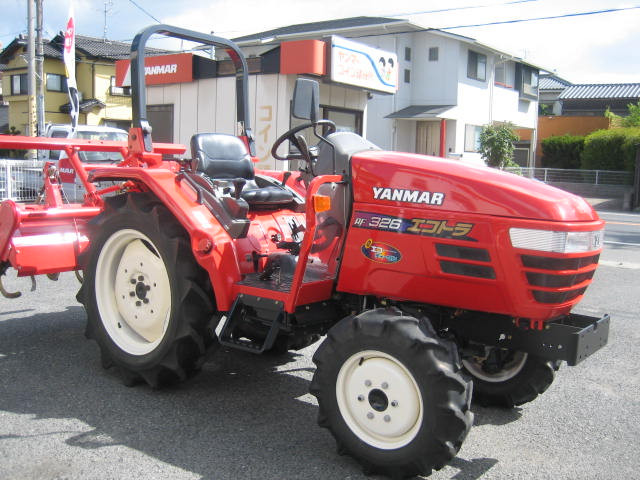 ヤンマー 中古トラクター AF326R AXUKS6M（26馬力）の商品画像1