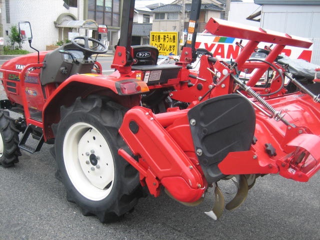 ヤンマー 中古トラクター AF324R AXUKS5M(24馬力）の商品画像3