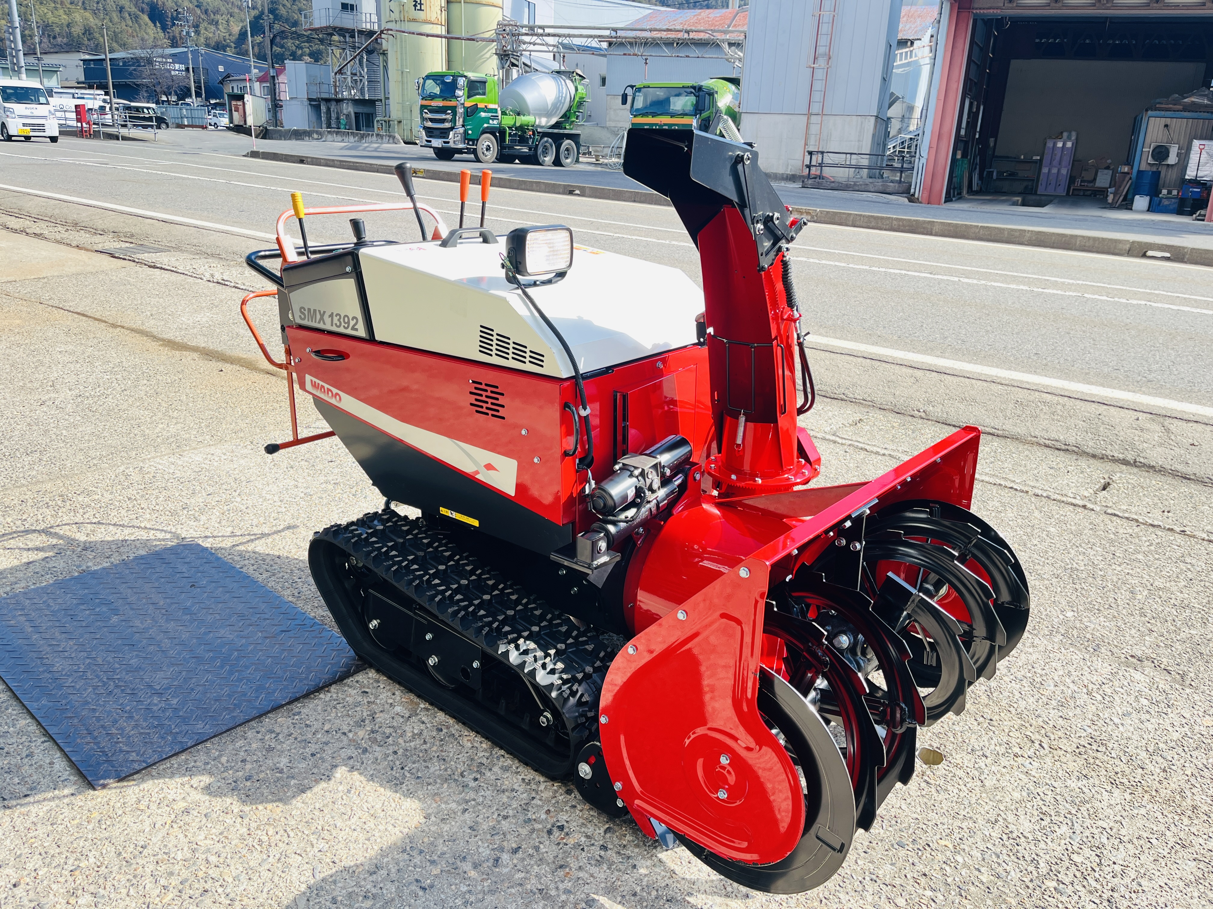 和同産業 中古その他 除雪機　SMX1392T