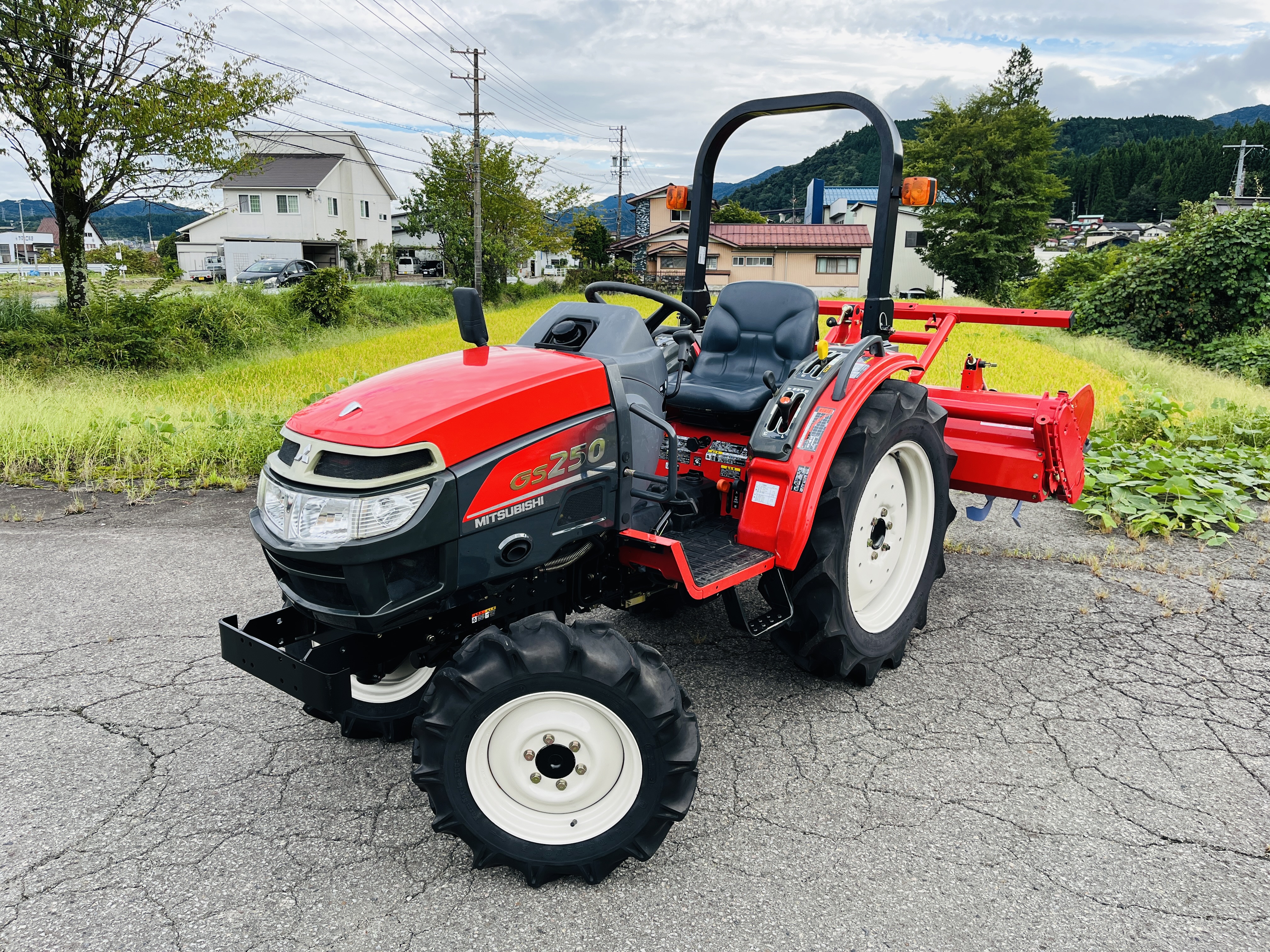 三菱マヒンドラ農機 中古トラクター GS250